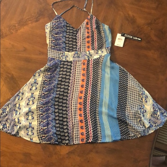 DESIGN LAB NEW WITH TAGS WOMENS DRESS - Picture 10 of 11